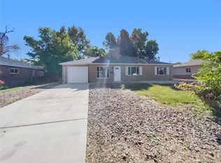 990 Salem St, Aurora, CO 80011