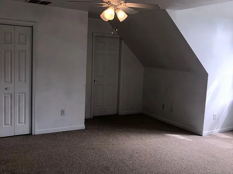 6812 Beulah Oaks Ln — Photo 32