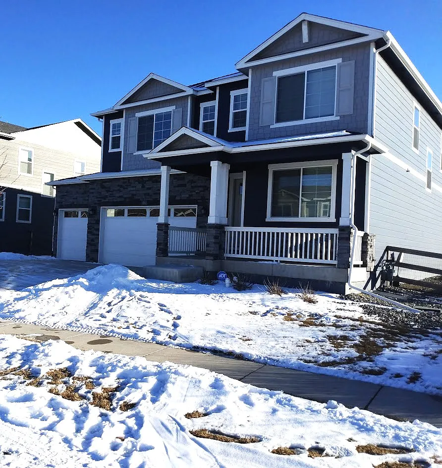 5 bed, 3891 sqft, $3,600 — Photo 2