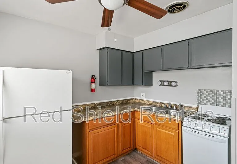815 George Pl #11 — Photo 4
