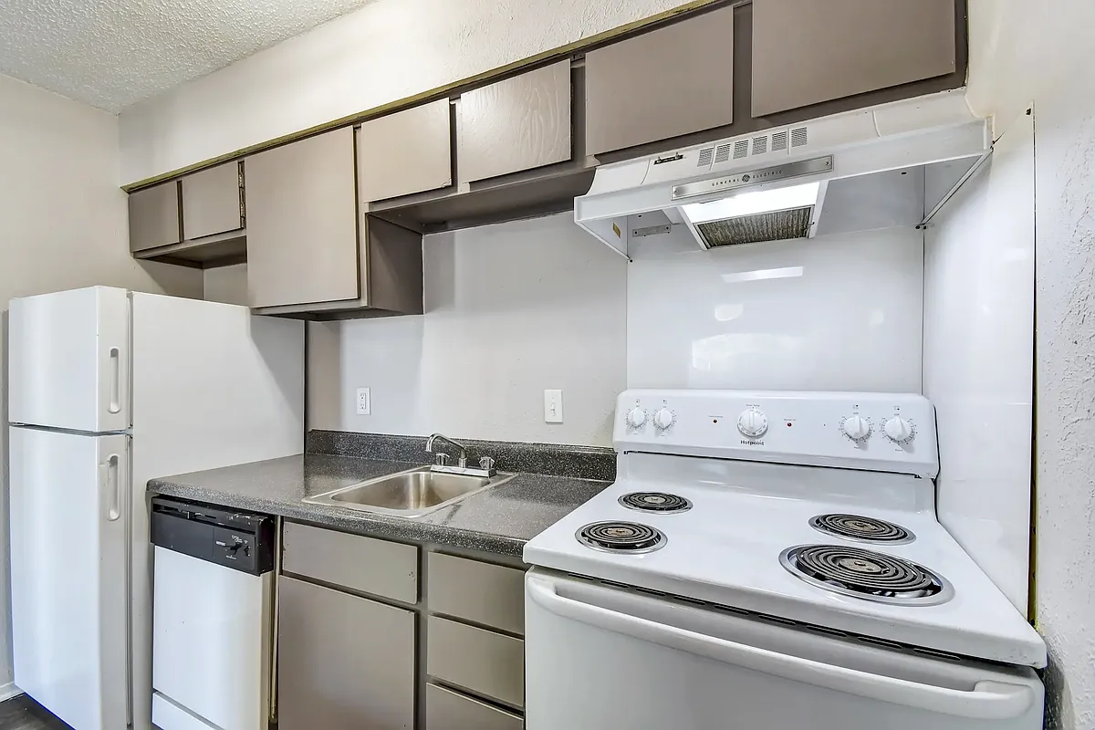 Building Photo - Oak Park Apartments