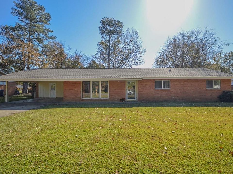 1st image of 2603 Redbud Dr