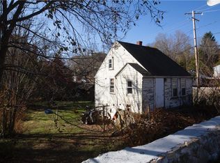 204 Putnam Pike, Glocester, RI 02814