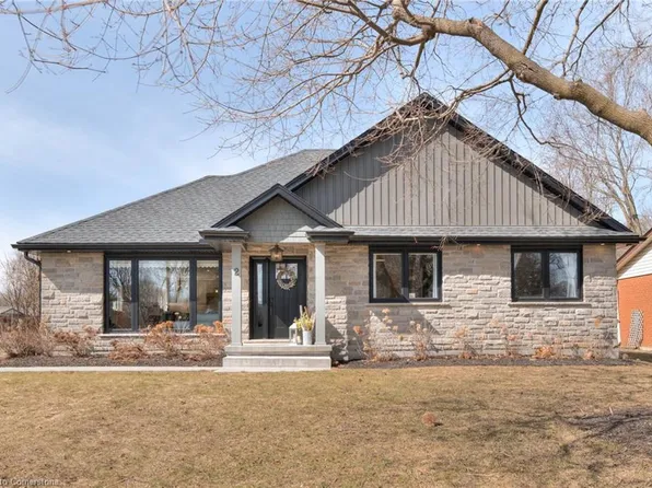 2 Bluejay Rd, Woolwich, ON N3B 1J1