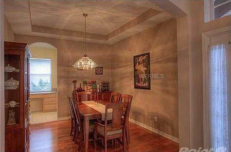 3rd image of 9409 Greenpointe Dr