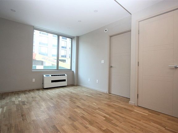 5th image of 1511 Bedford Ave #4T