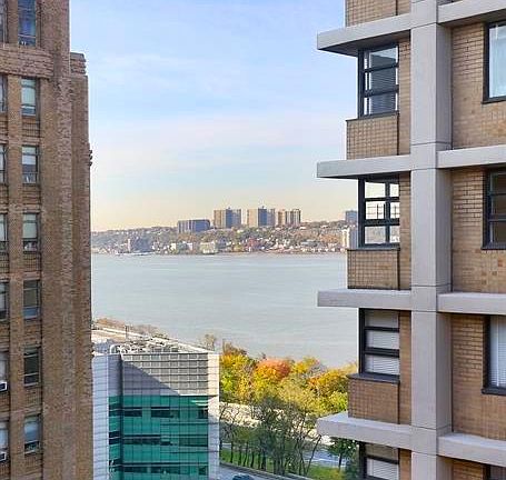 2nd image of 70 Haven Ave APT 6F