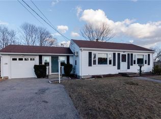 38 Fairfield Ct, Warwick, RI 02889