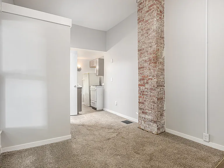 102 Paw St #1 — Photo 6