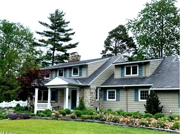 2627 Courtland Blvd, Shaker Heights, OH 44118
