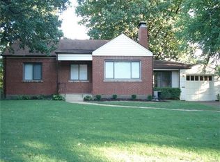 664 Deerhurst Dr, Saint Louis, MO 63119