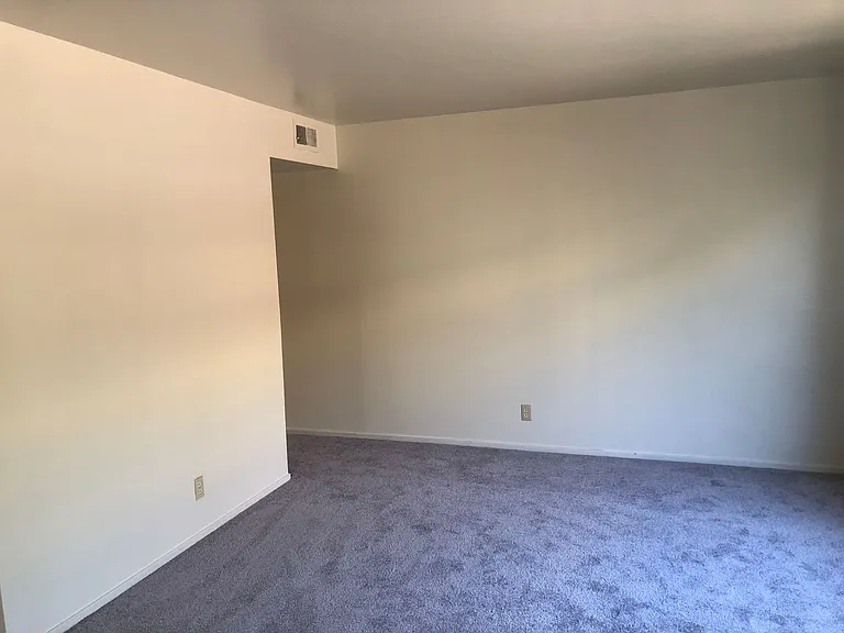 2428 Ellsworth St #204 — Photo 4
