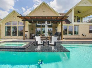 15 Cayuga Pond Ct, The Woodlands, TX 77389