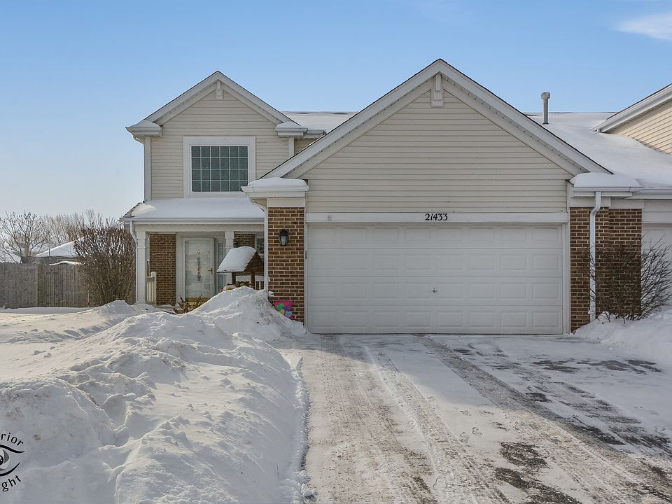 1st image of 21433 Abbey Ln