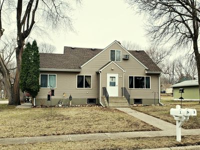 44 Elm Ave S, Maple Lake, MN, 55358