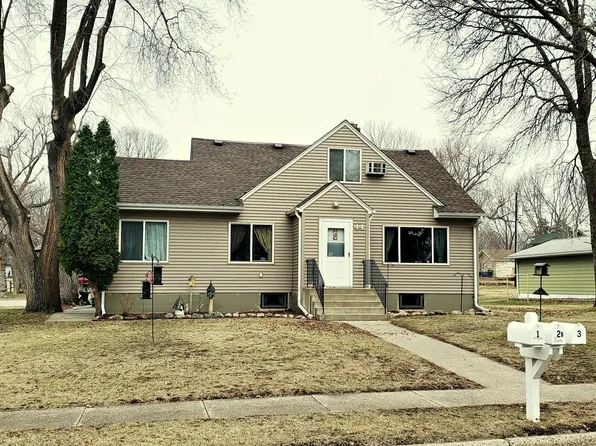 44 Elm Ave S, Maple Lake, MN 55358