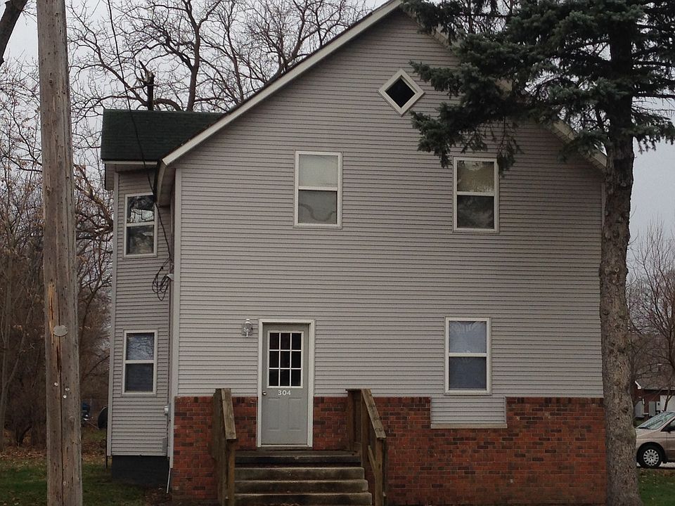 304 Kouts St Kouts, IN, 46347 Apartments for Rent Zillow