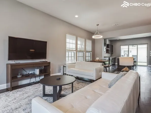 3705 Crestline Rd, Fort Worth, TX 76107