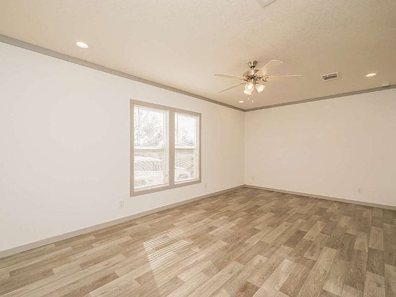 5th image of 193 Live Oaks St #3