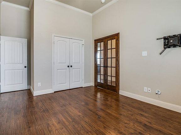 4th image of 3238 Brighton Dr #3238