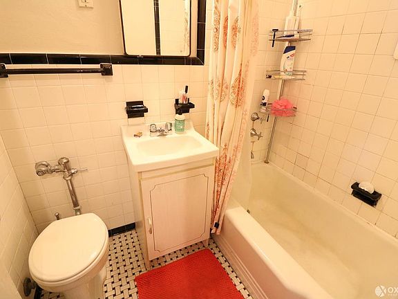 5th image of 57 W 76th St APT 7