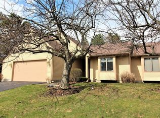 401 White Heron Cir, Fayetteville, NY 13066