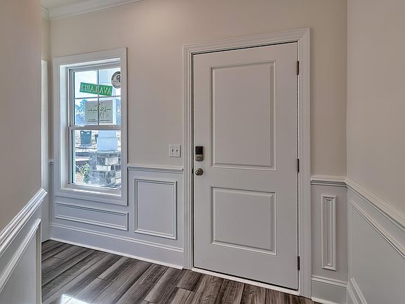 4th image of 656 Honeydew Dr