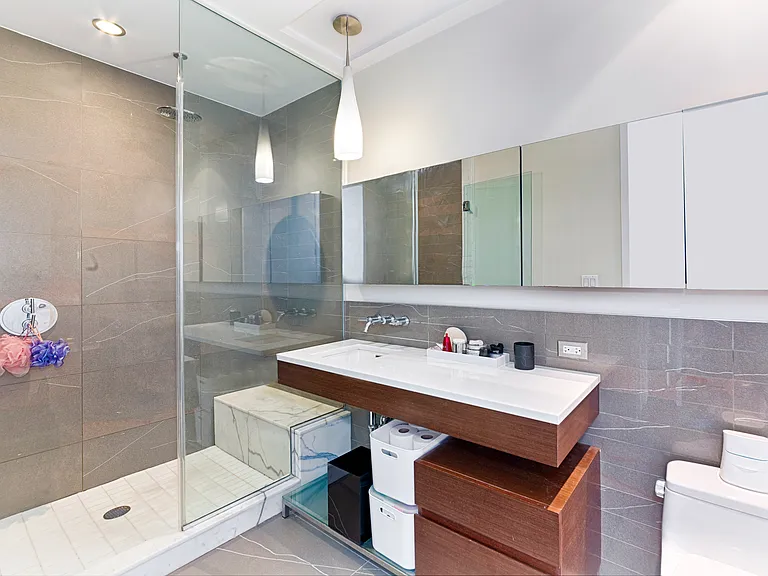 80 Metropolitan Ave #2S — Photo 7