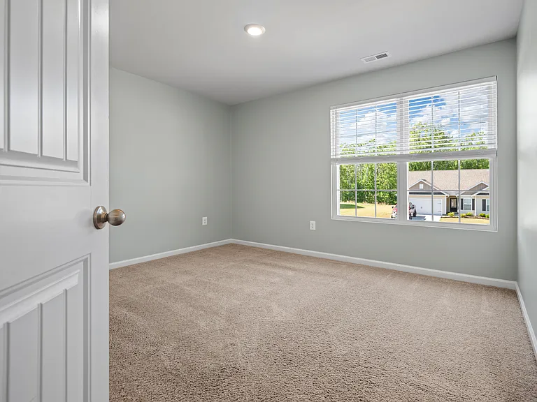 2854 Meadowview Blvd — Photo 33