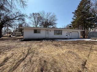 528 W Sorenson Ave, Appleton, MN 56208