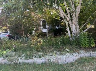 1717 Charles St, Whitby, ON L1N1C3