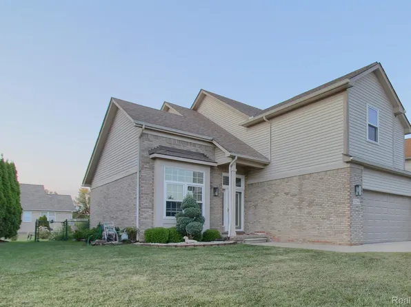 17264 Buckeye Ln, Romulus, MI 48174