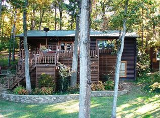301 Hickory Hill Ln, Scroggins, TX 75480