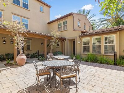 72 Full Moon, Irvine, CA, 92618