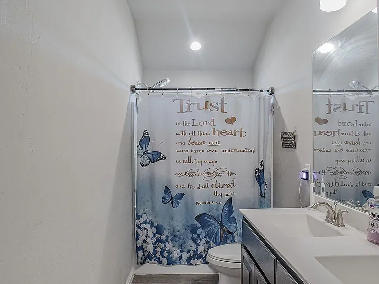 2501 Caden Ct — Photo 36