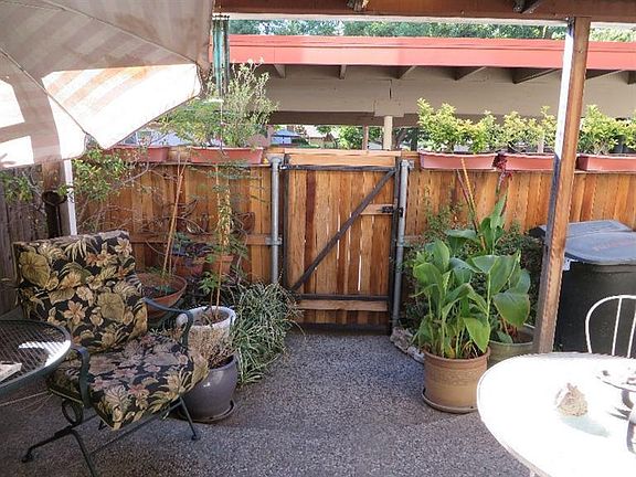 3rd image of 8905 Salmon Falls Dr APT A