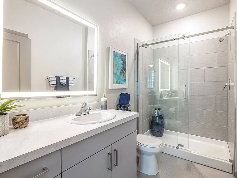Madison Pointe Apartments — Photo 7