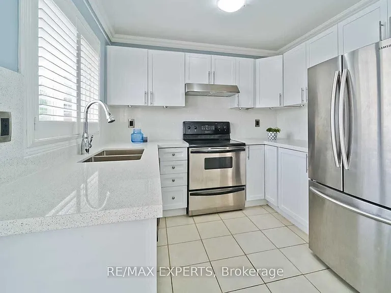 357 Brisdale Dr — Photo 9