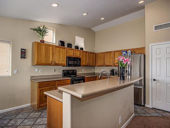 4th image of 2295 E Sherri Dr