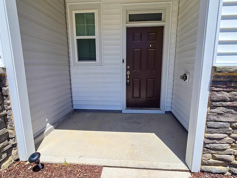 5035 Kota St — Photo 2