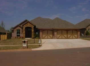 19432 Crest Ridge Drive Water Front, Edmond, OK 73012