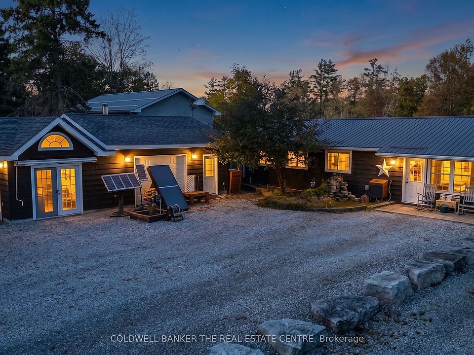 1st image of 3031 Sparrow Rd