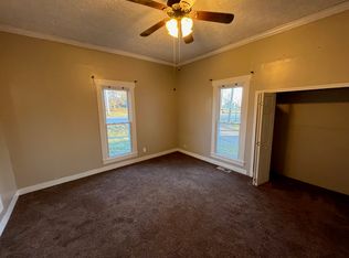380 Cardinal Dr, Campbellsburg, KY 40011