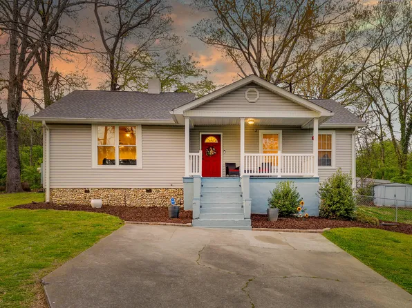 223 Ivy St, Rossville, GA 30741