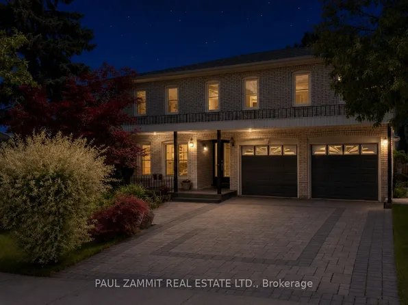 17 Arran Cres, Toronto, ON M2M 2W8