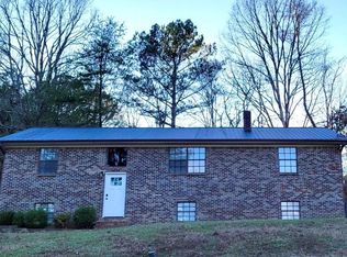 115 Higginbotham Rd, Empire, AL 35063