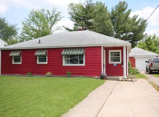 1032 Chrysler St, Kalamazoo, MI 49048