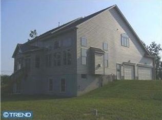 100 Carrie Lynne Ct, Mullica Hill, NJ 08062