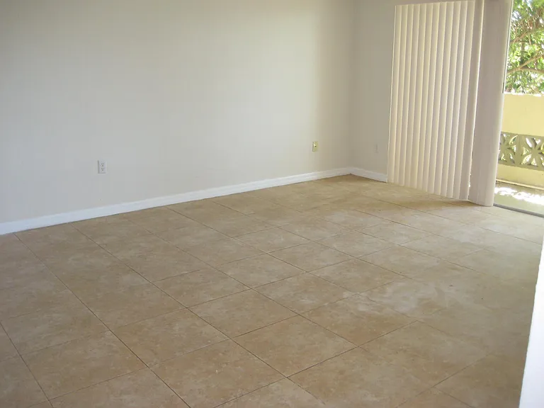 14500 SW 88th Ave #223 — Photo 7