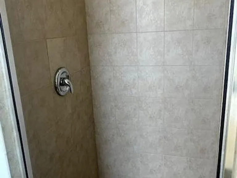2502 N Dixie Hwy #49 — Photo 11
